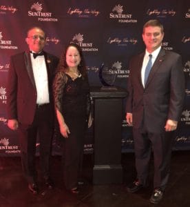 Florida SBDC at USF Receives SunTrust Foundation’s 2018 Lighting the Way Award and $75,000 Grant 