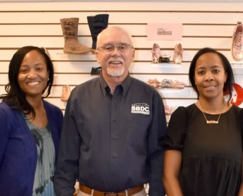 Little Feet Shoes of Pasco County